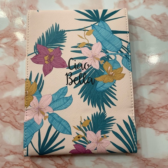 Miroir avec étui fleuri. Miroir with leaves print case - Picture 10 of 10